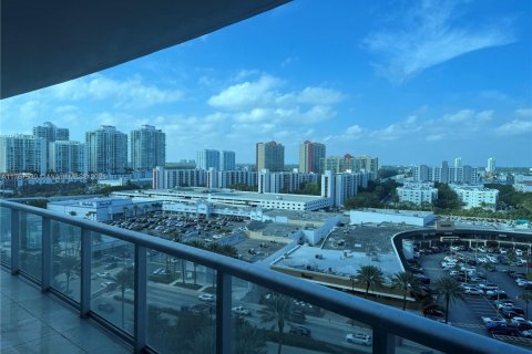Condo in Sunny Isles Beach, Florida, 3 bedrooms  № 1698422 - photo 8