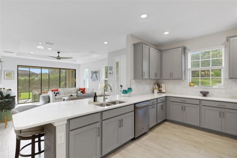 Villa ou maison à vendre à Bradenton, Floride: 2 chambres, 144.74 m2 № 2342420 - photo 16