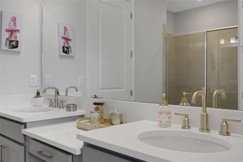 Villa ou maison à vendre à Bradenton, Floride: 2 chambres, 144.74 m2 № 2342420 - photo 29