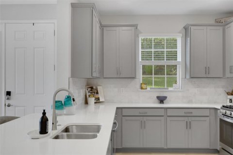 Villa ou maison à vendre à Bradenton, Floride: 2 chambres, 144.74 m2 № 2342420 - photo 14