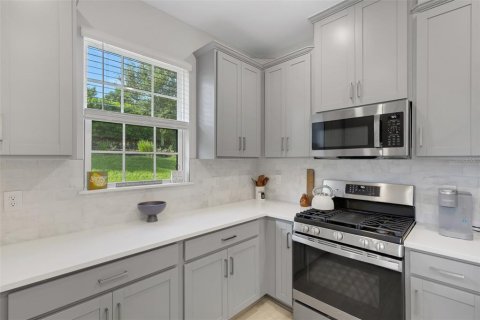 Villa ou maison à vendre à Bradenton, Floride: 2 chambres, 144.74 m2 № 2342420 - photo 17