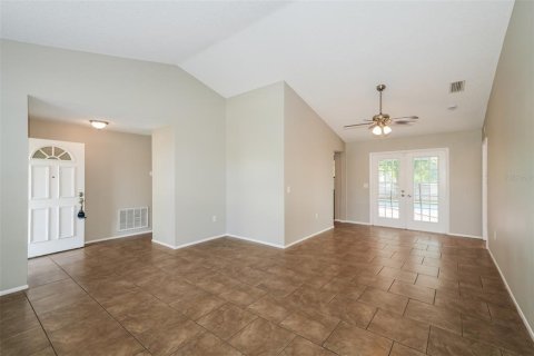 Casa en venta en Port Richey, Florida, 3 dormitorios, 169.55 m2 № 1915577 - foto 2