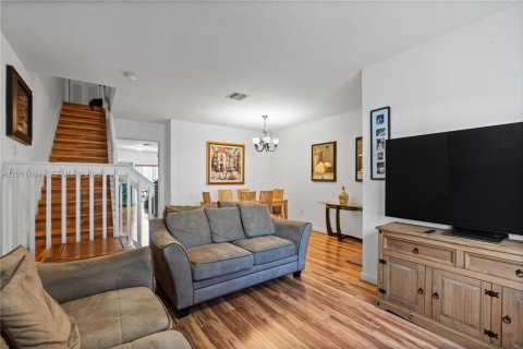 Купить кондоминиум в Майами, Флорида 3 спальни, 145.95м2, № 2075263 - фото 6