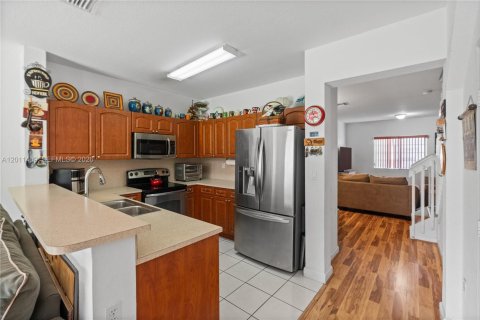 Купить кондоминиум в Майами, Флорида 3 спальни, 145.95м2, № 2075263 - фото 7