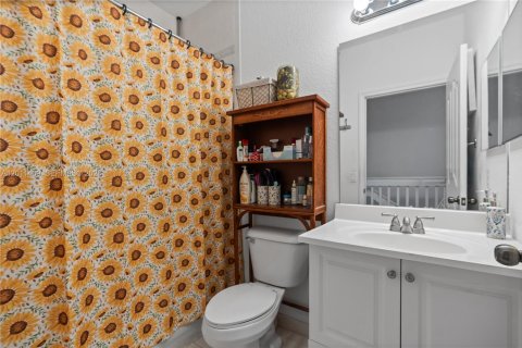 Купить кондоминиум в Майами, Флорида 3 спальни, 145.95м2, № 2075263 - фото 18