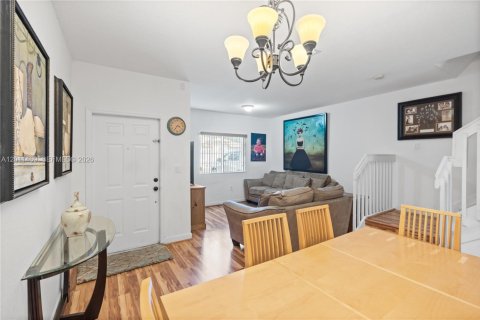 Купить кондоминиум в Майами, Флорида 3 спальни, 145.95м2, № 2075263 - фото 2
