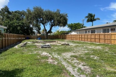 Land in Hollywood, Florida № 1967221 - photo 5