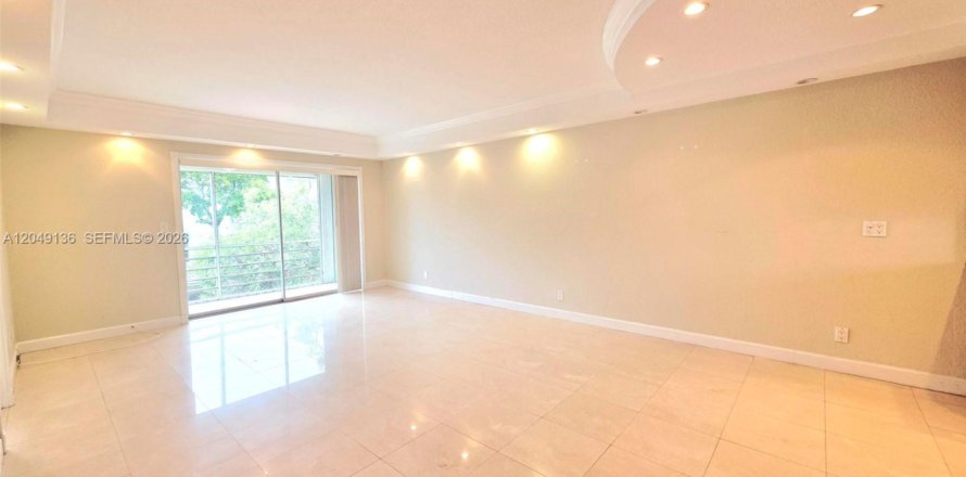 Condo in Fort Lauderdale, Florida, 2 bedrooms № 2280927
