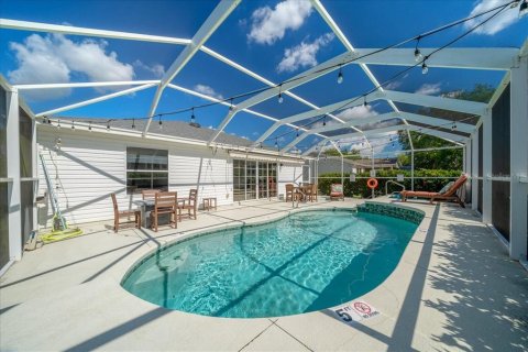 Casa en venta en The Villages, Florida, 2 dormitorios, 122.54 m2 № 2117726 - foto 2