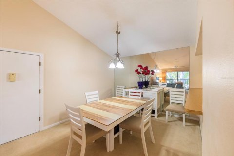 Copropriété à louer à Venice, Floride: 2 chambres, 98.66 m2 № 2107234 - photo 2