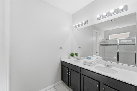 House in SOLARA RESORT in Kissimmee, Florida 9 bedrooms, 405.33 sq.m. № 2101704 - photo 7