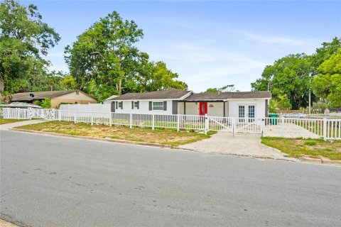 Villa ou maison à louer à Mount Dora, Floride: 3 chambres, 113.43 m2 № 2147711 - photo 9