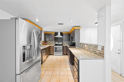 Villa ou maison à louer à Mount Dora, Floride: 3 chambres, 113.43 m2 № 2147711 - photo 14