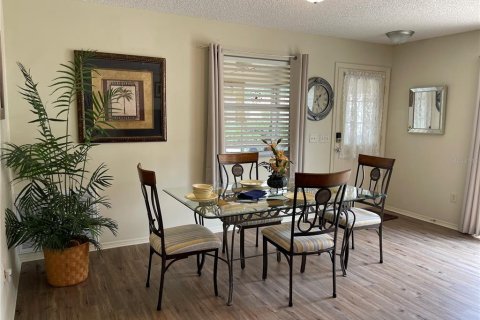 Casa en alquiler en The Villages, Florida, 2 dormitorios, 107.77 m2 № 1834741 - foto 4