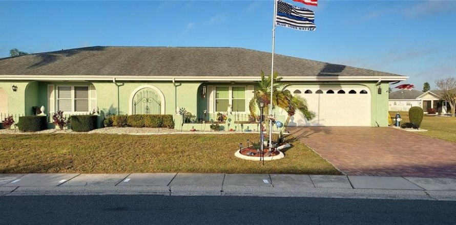 Villa ou maison à Sun City Center, Floride 2 chambres, 163.14 m2 № 2415085