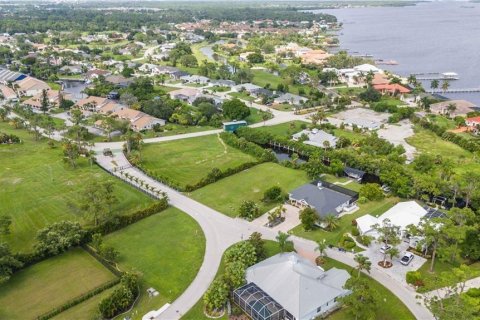 Terreno en venta en North Fort Myers, Florida № 1675178 - foto 13
