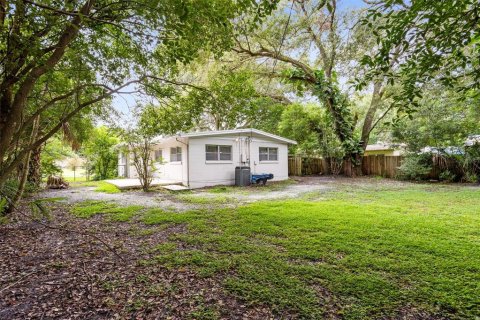 House in Sanford, Florida 3 bedrooms, 101.64 sq.m. № 1901808 - photo 24