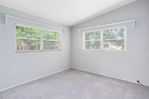 House in Sanford, Florida 3 bedrooms, 101.64 sq.m. № 1901808 - photo 11