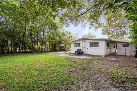House in Sanford, Florida 3 bedrooms, 101.64 sq.m. № 1901808 - photo 26