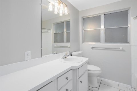 House in Sanford, Florida 3 bedrooms, 101.64 sq.m. № 1901808 - photo 19