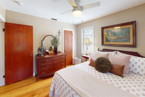 House in Tampa, Florida 2 bedrooms, 104.05 sq.m. № 1873684 - photo 21