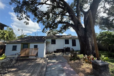 House in Tampa, Florida 2 bedrooms, 104.05 sq.m. № 1873684 - photo 26