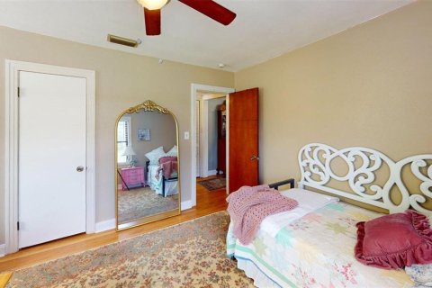 House in Tampa, Florida 2 bedrooms, 104.05 sq.m. № 1873684 - photo 16
