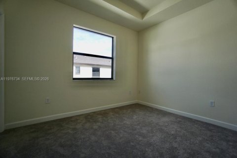 House in Hialeah, Florida 3 bedrooms, 123.93 sq.m. № 2040570 - photo 16