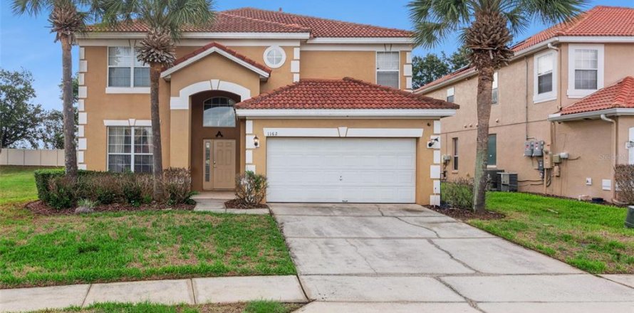 House in Davenport, Florida 6 bedrooms, 257.43 sq.m. № 2212852