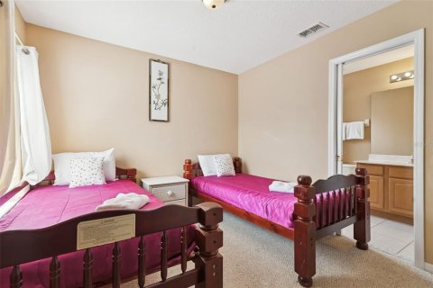 House in Davenport, Florida 6 bedrooms, 257.43 sq.m. № 2212852 - photo 16