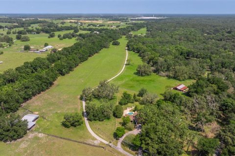 Propiedad comercial en venta en Dade City, Florida, 270.9 m2 № 1755636 - foto 7