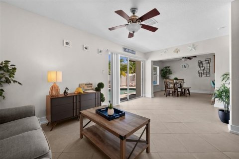 Casa en venta en Bradenton, Florida, 3 dormitorios, 184.32 m2 № 1851831 - foto 13