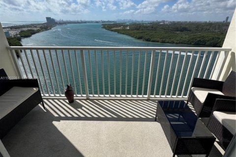 Снять в аренду кондоминиум в Санни-Айлс-Бич, Флорида 2 спальни, 113.34м2, № 2032188 - фото 4