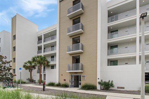 Condo in Sarasota, Florida, 1 bedroom  № 2298869