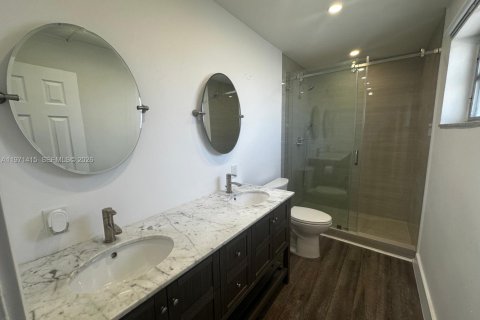 Снять в аренду кондоминиум в Норт-Майами, Флорида 1 спальня, 61.41м2, № 2032521 - фото 6