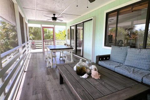 House in Placida, Florida 2 bedrooms, 77.29 sq.m. № 2098465 - photo 30