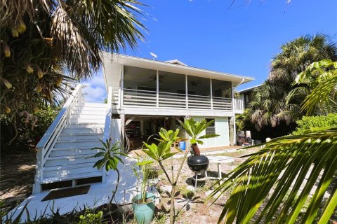 House in Placida, Florida 2 bedrooms, 77.29 sq.m. № 2098465 - photo 14