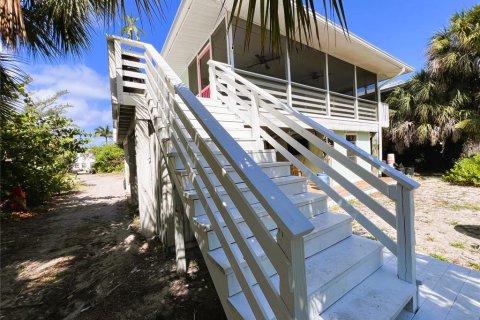 House in Placida, Florida 2 bedrooms, 77.29 sq.m. № 2098465 - photo 15