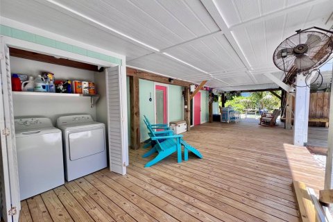 House in Placida, Florida 2 bedrooms, 77.29 sq.m. № 2098465 - photo 24