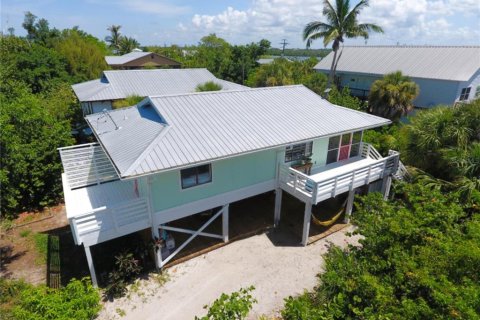House in Placida, Florida 2 bedrooms, 77.29 sq.m. № 2098465 - photo 4