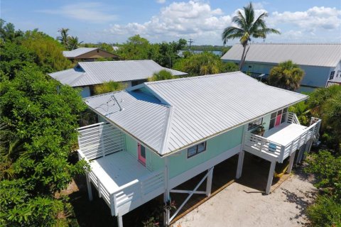 House in Placida, Florida 2 bedrooms, 77.29 sq.m. № 2098465 - photo 7