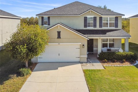 House in Plant City, Florida 5 bedrooms, 270.35 sq.m. № 2277465