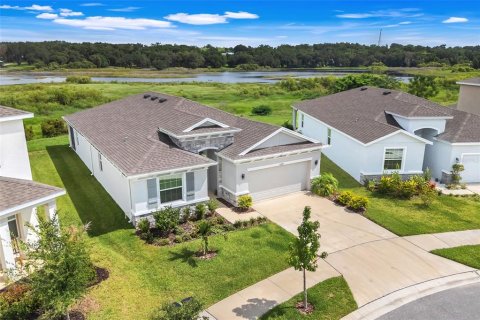 House in Dade City, Florida 4 bedrooms, 190.08 sq.m. № 1793772 - photo 5