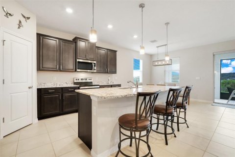 House in Dade City, Florida 4 bedrooms, 190.08 sq.m. № 1793772 - photo 21