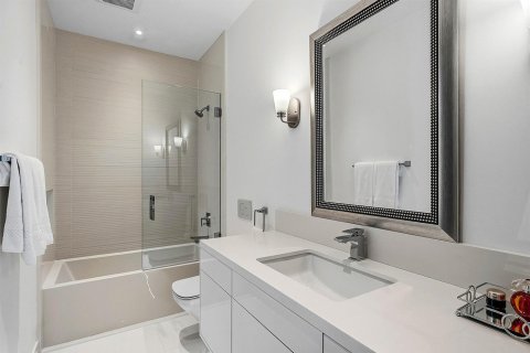 Купить виллу или дом в Палм-Бич, Флорида 6 комнат, 287.25м2, № 2190743 - фото 30