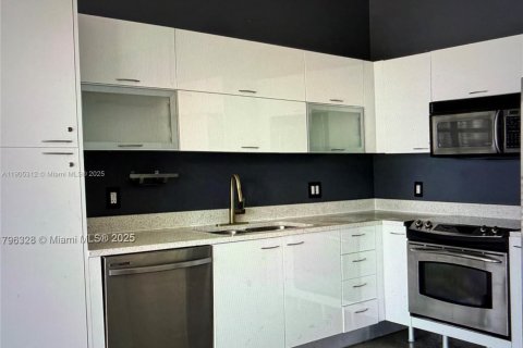 Copropriété à louer à Miami, Floride: 1 chambre, 60.48 m2 № 1956361 - photo 14