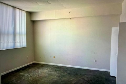 Copropriété à louer à Miami, Floride: 1 chambre, 60.48 m2 № 1956361 - photo 10