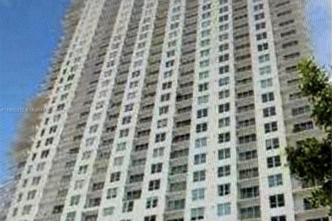 Copropriété à louer à Miami, Floride: 1 chambre, 60.48 m2 № 1956361 - photo 1