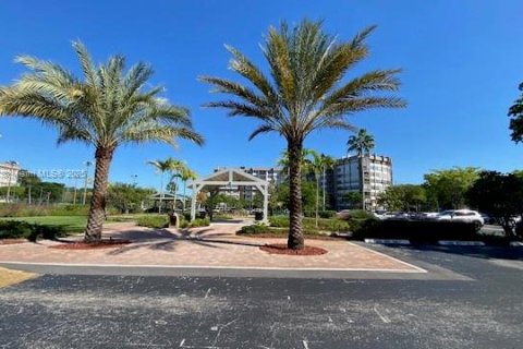 Copropriété à louer à Pembroke Pines, Floride: 2 chambres, 102.19 m2 № 1970336 - photo 23