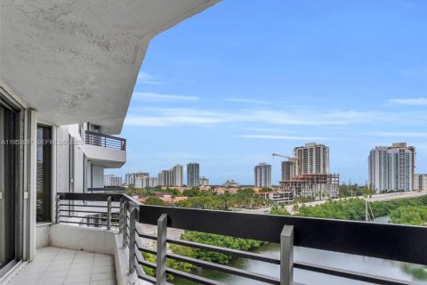 Copropriété à louer à Aventura, Floride: 2 chambres, 109.72 m2 № 2020397 - photo 4